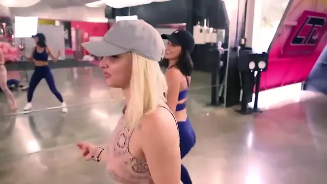 Poster: Lele Pons Nude Boob Slip Outdoor Party Video