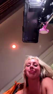 Poster: Madison Skyy @madison_skyy - First time anal live
