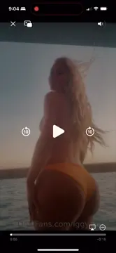 Poster: Iggy Azalea - Intimate Webcam Exposé Revealing Amateur Solo Stunner with a Daring Display of Nude Assets