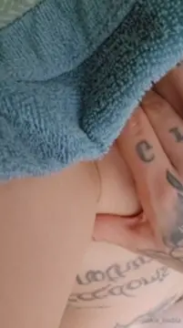 Poster: Jackie Blabla @jackie_blabla - Fingering on cam POV