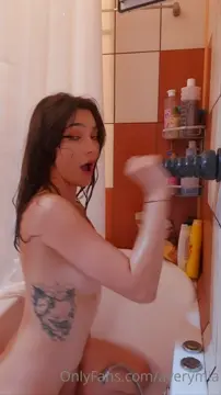 Poster: Avery Mia @averymia - Tentacle Dildo POV Poster: Avery Mia @averymia - Tentacle Dildo POV