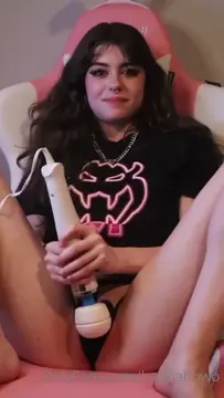 Poster: Hannah Owo Nude Masturbation Onlyfans Video Leaked